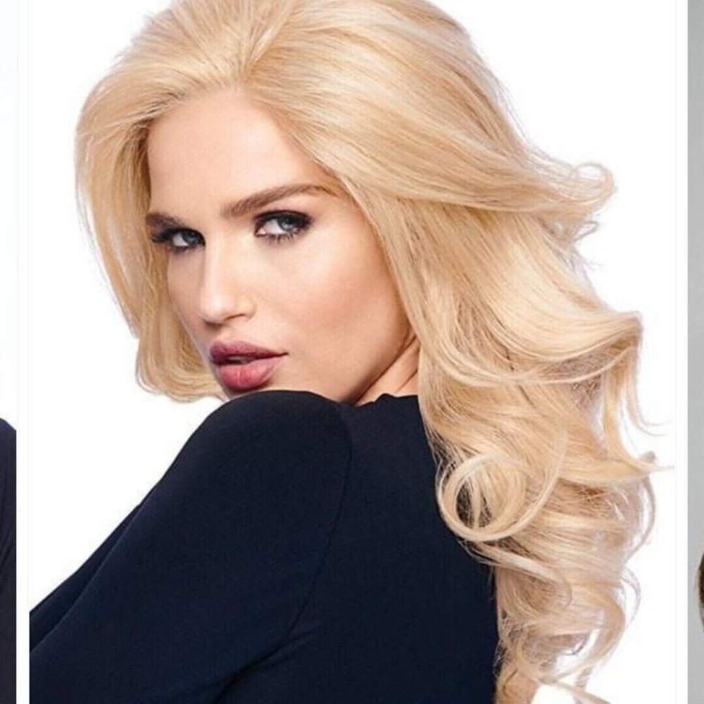 100% HUMAN HAIR WIG!! NEW WITH TAGS1 LIGHT BLONDE, LONG, GORGEOUS!!